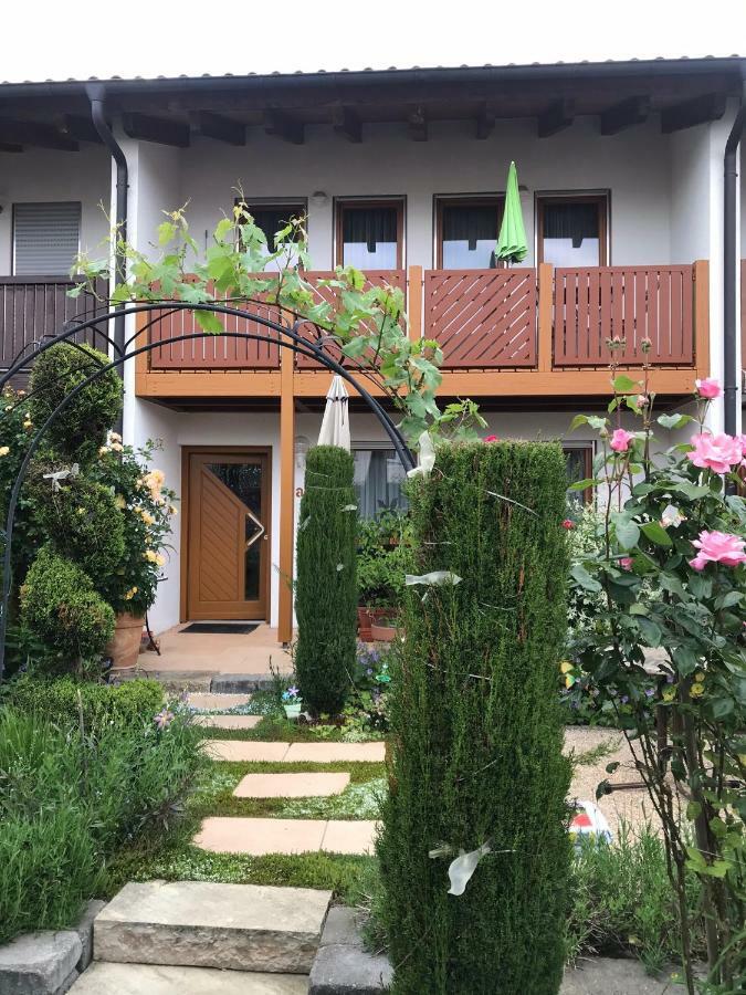 Ferienappartement Souterrain Volkertshausen Exteriör bild
